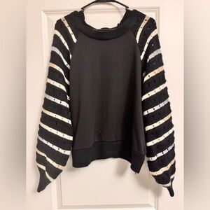 DAVI & DANI Black Sweater with Striped Sleeves
